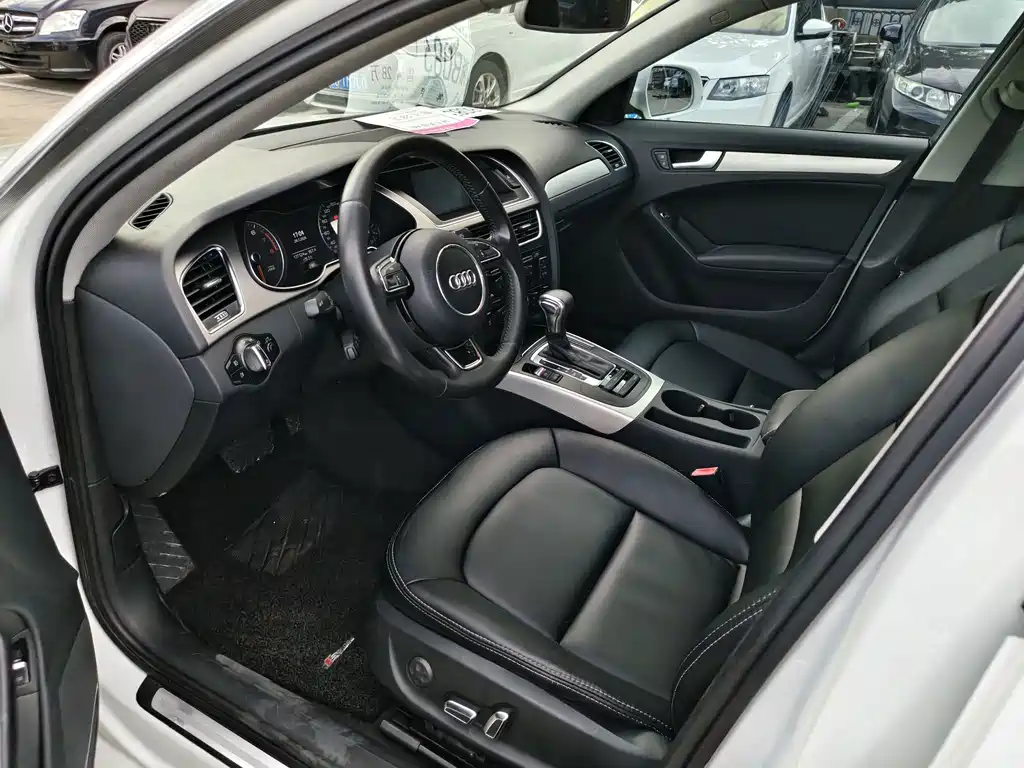 Audi A4L 2014 — фото 15