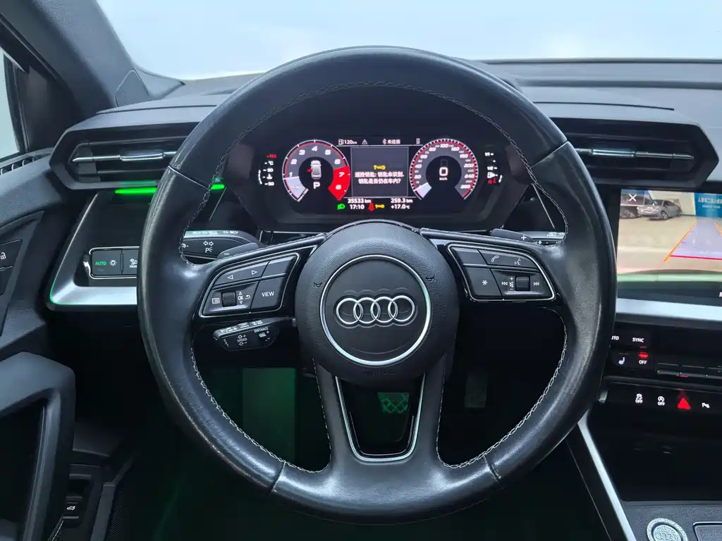 Audi A3 2024 — фото 11