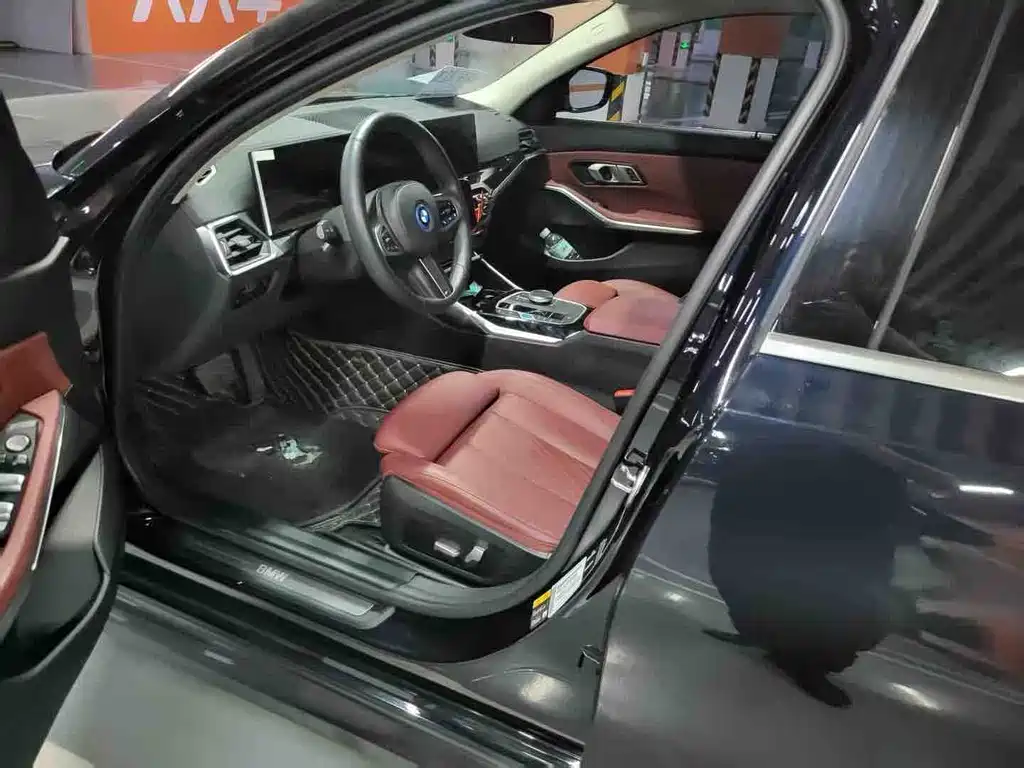 BMW i3 2023