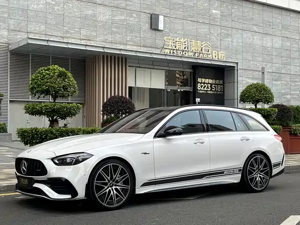 Mercedes-Benz C-Class AMG 2024