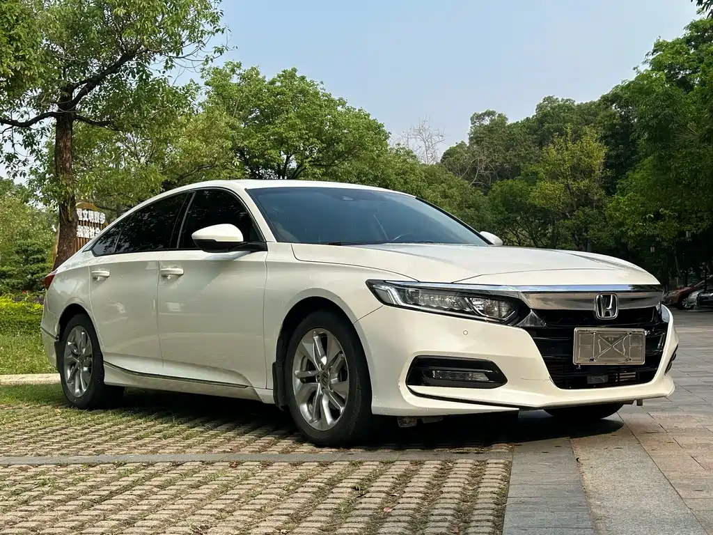 Honda Accord 2020 — фото 3