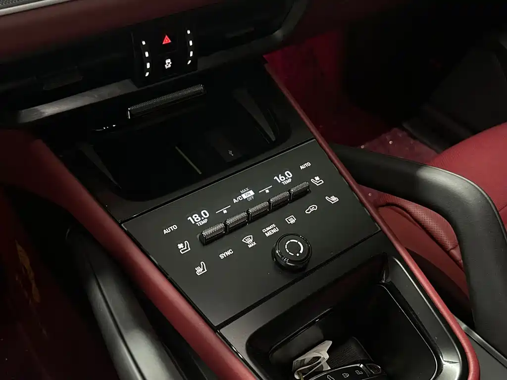 Porsche Cayenne 2025 — фото 13