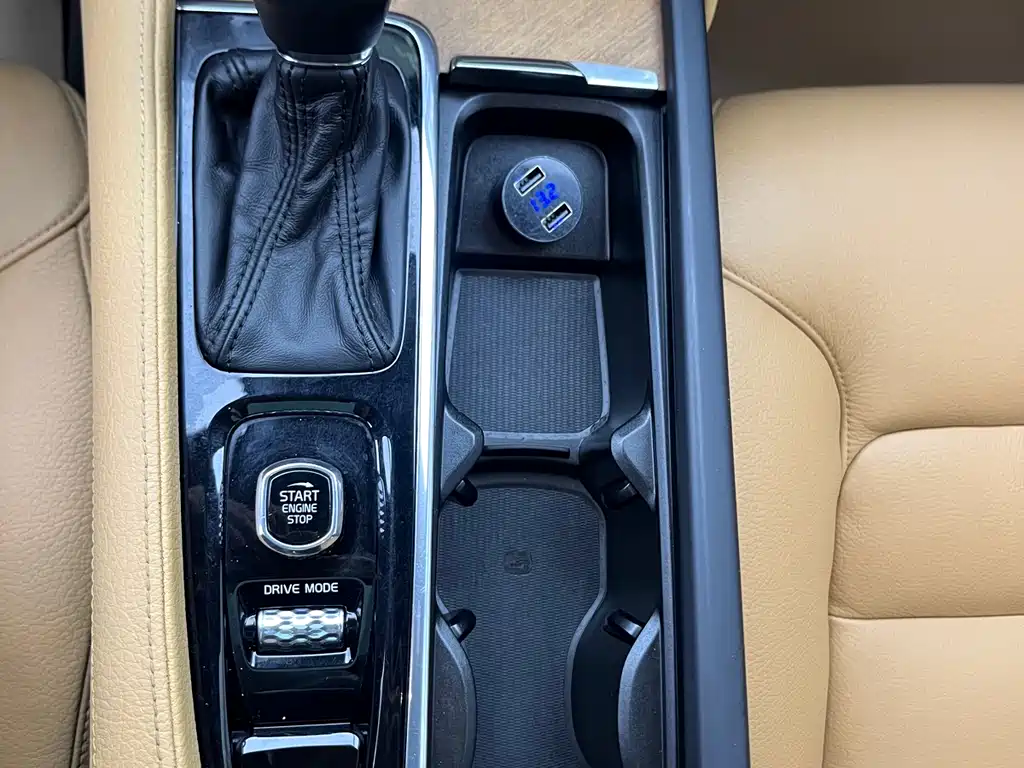 Volvo S90 2019 — фото 12