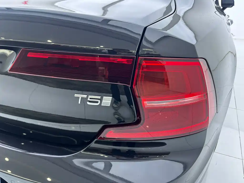 Volvo S90 2019 — фото 24