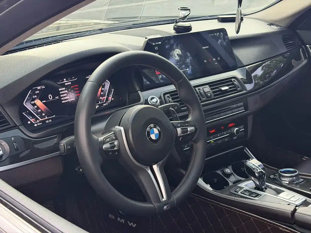 BMW 5 Series 2016 — фото 7