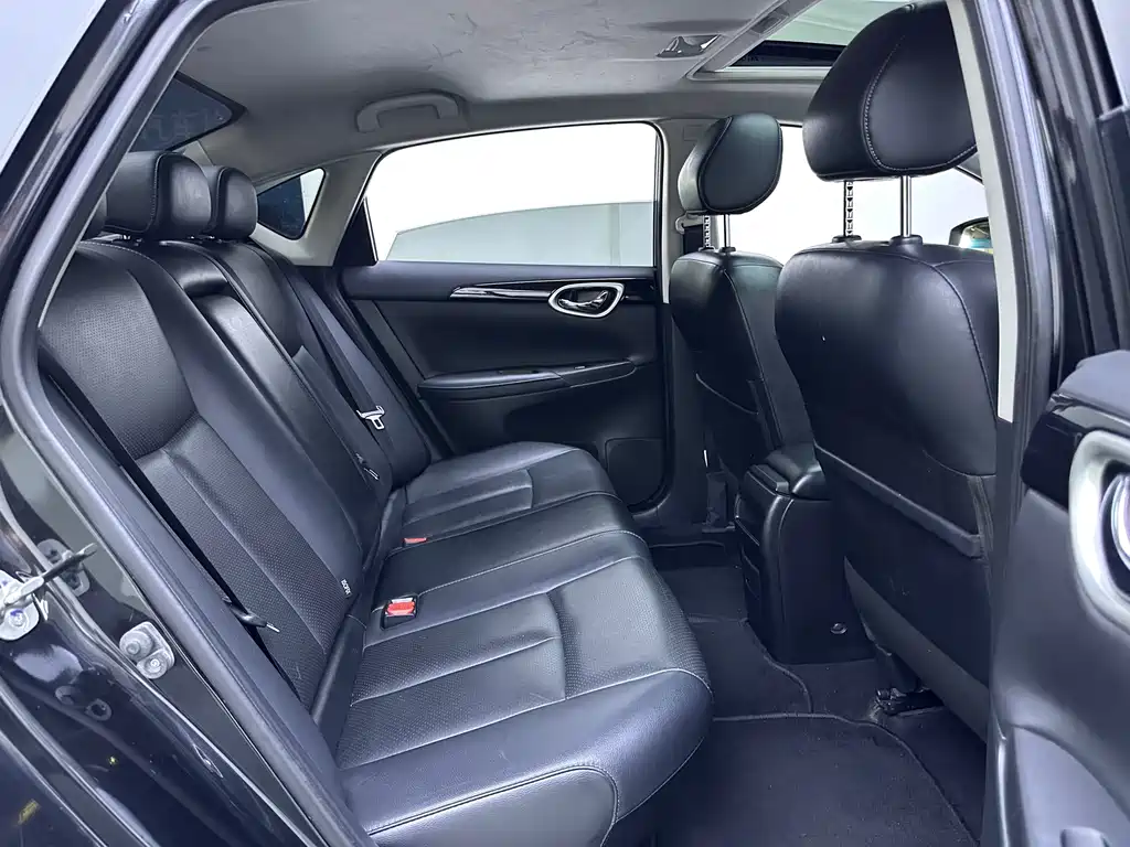 Nissan Sylphy 2019 — фото 12
