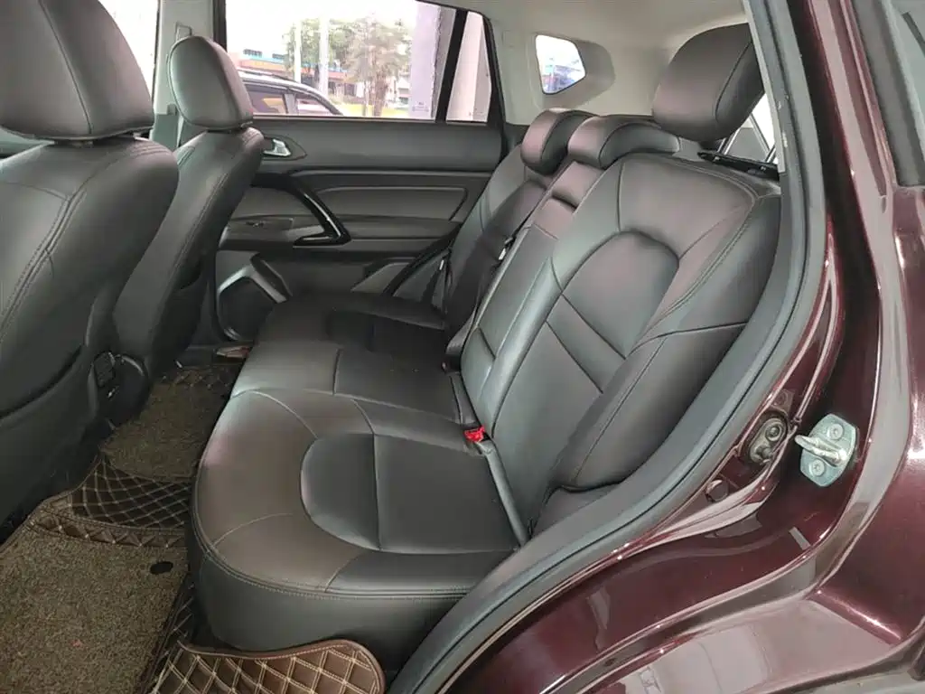 GAC Motor Trumpchi GS4 2018 — фото 17