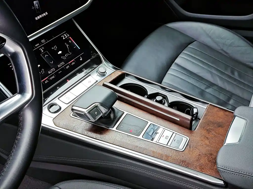 Audi A6 2021 — фото 15