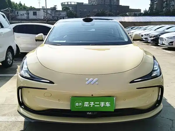 IM Motors L6 2025
