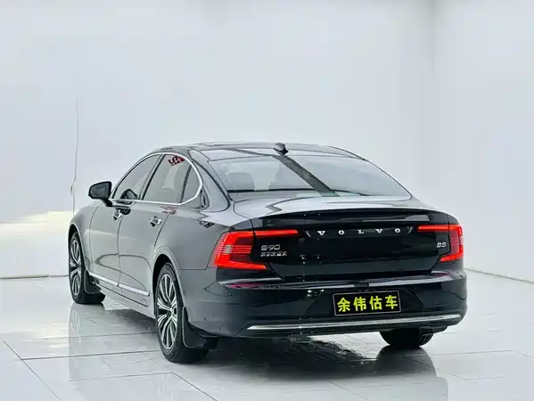 Volvo S90 2021