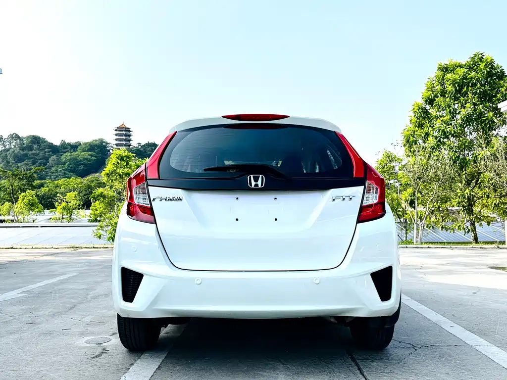 Honda Fit 2016 — фото 5