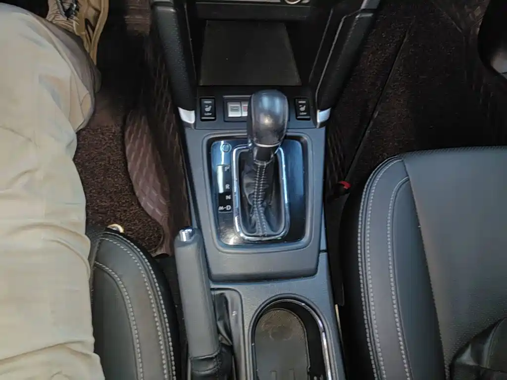 Subaru Forester 2016 — фото 14