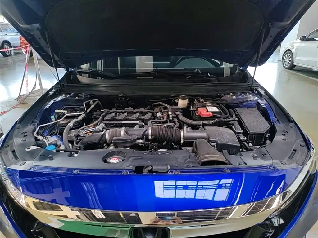 Honda Accord 2021 — фото 19