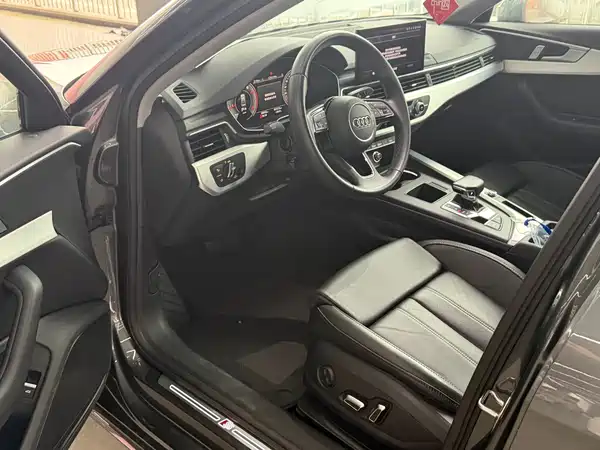 Audi A4L 2024