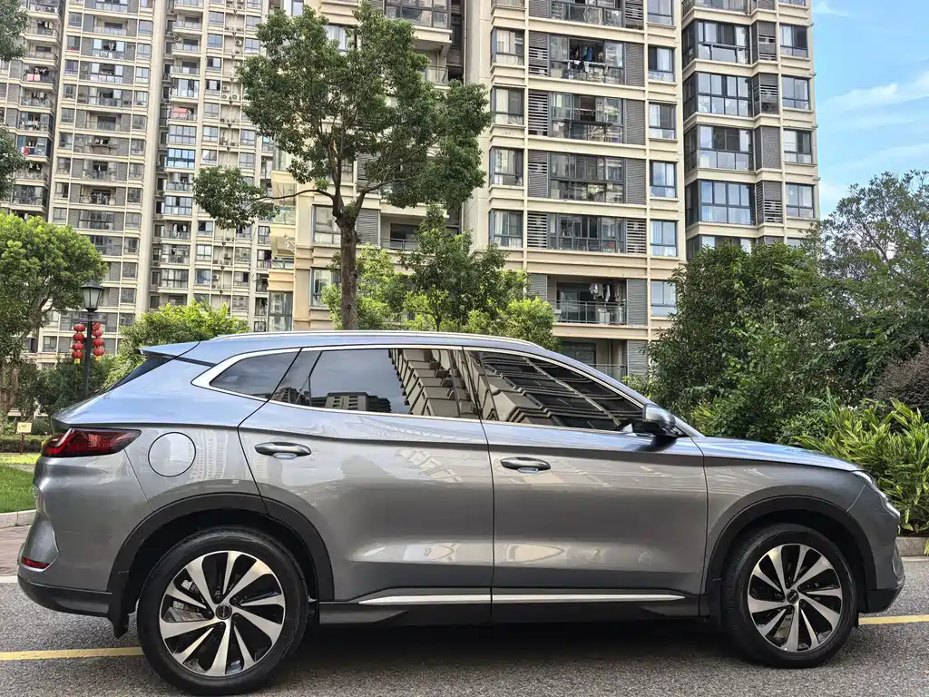 BYD Song PLUS New Energy 2024 — фото 12
