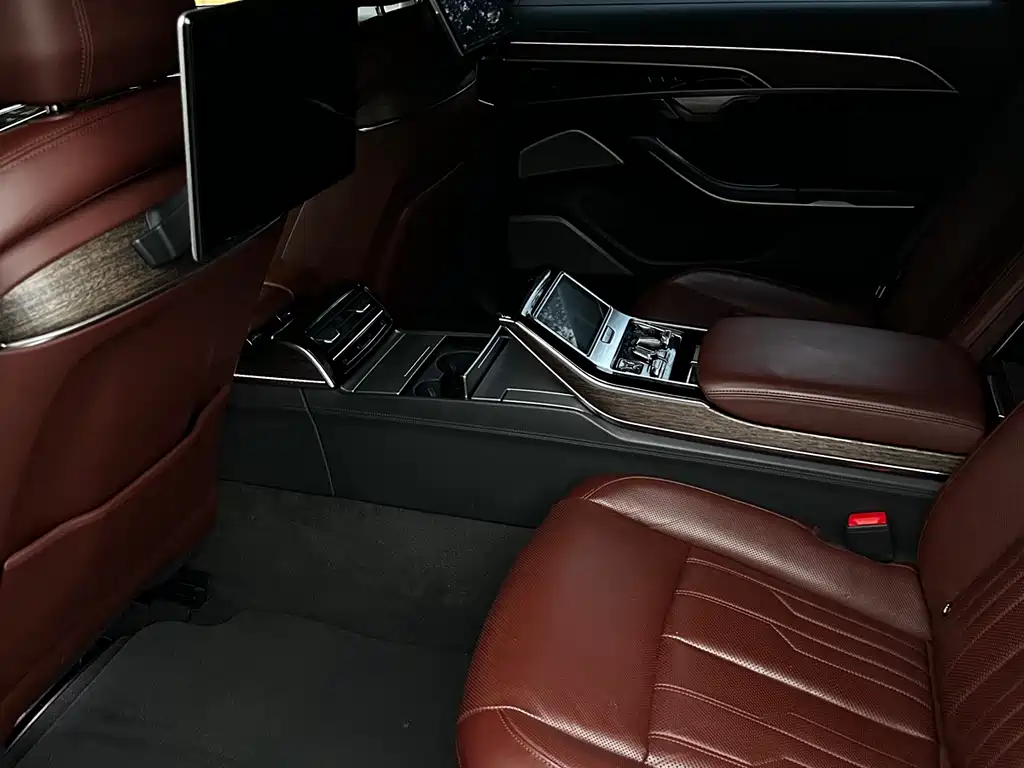 Audi A8 2021