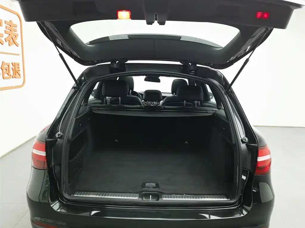 Mercedes-Benz GLC 2016 — фото 16