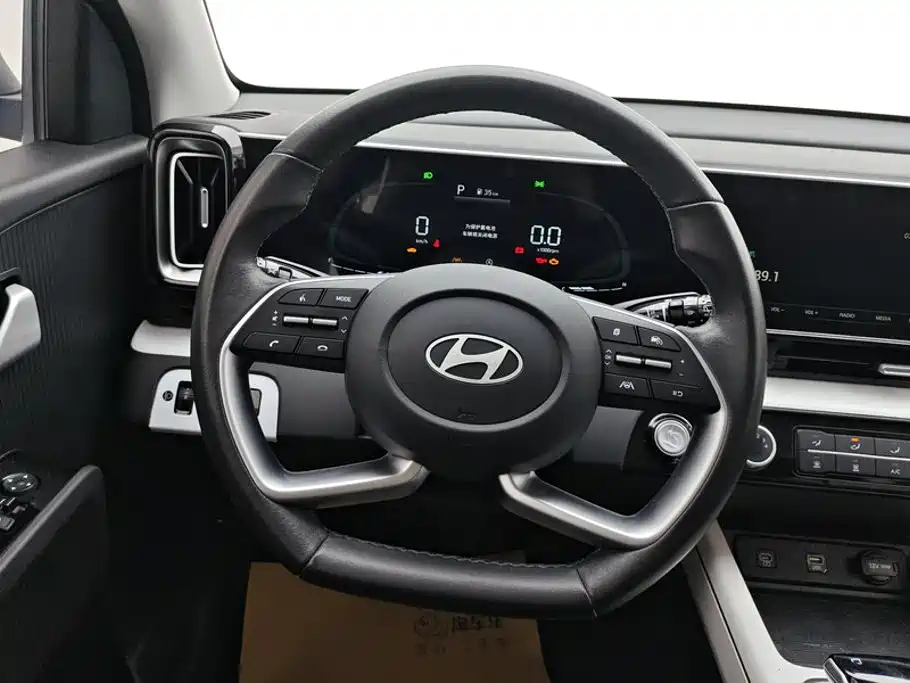 Hyundai ix35 2024 — фото 15