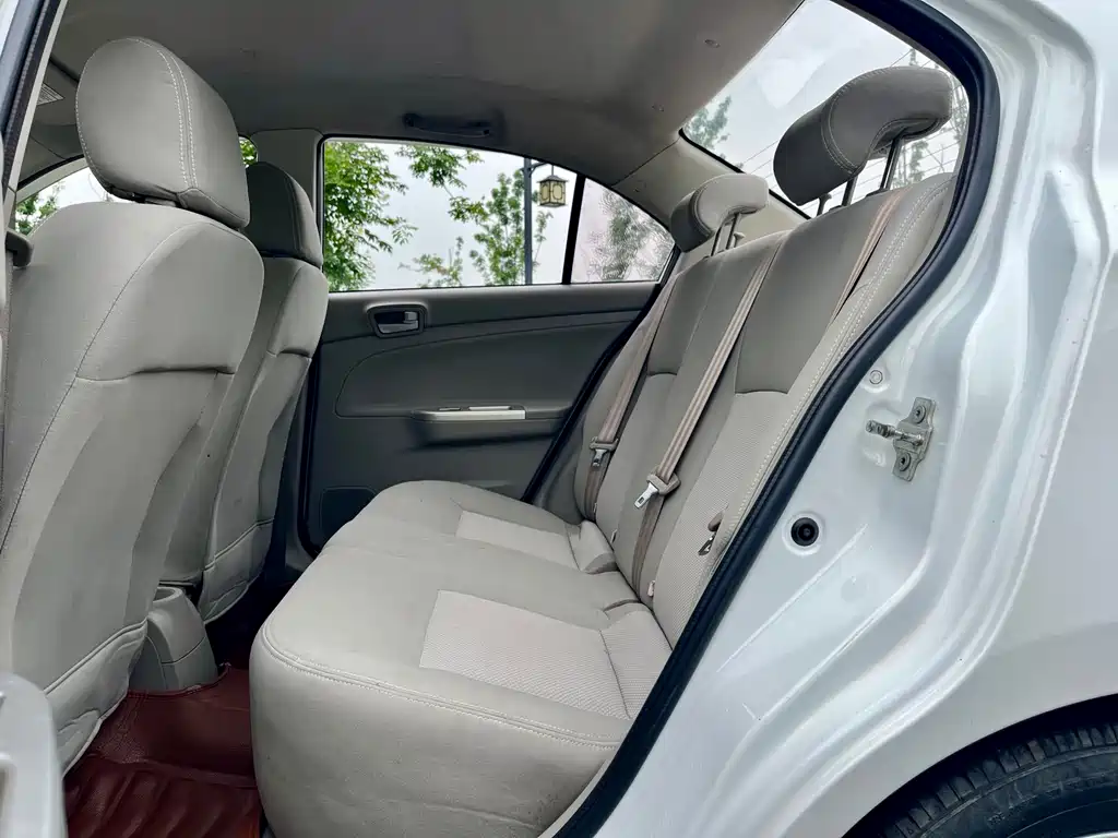 Changan V3 2016 — фото 17