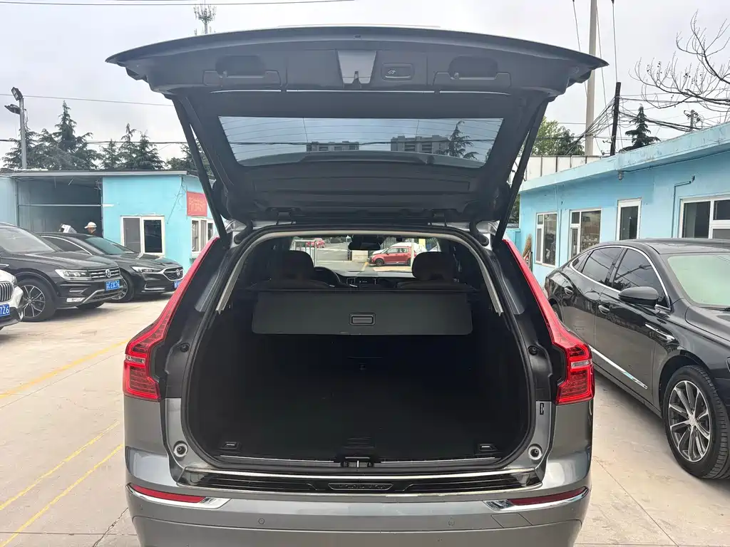Volvo XC60 2020 — фото 14
