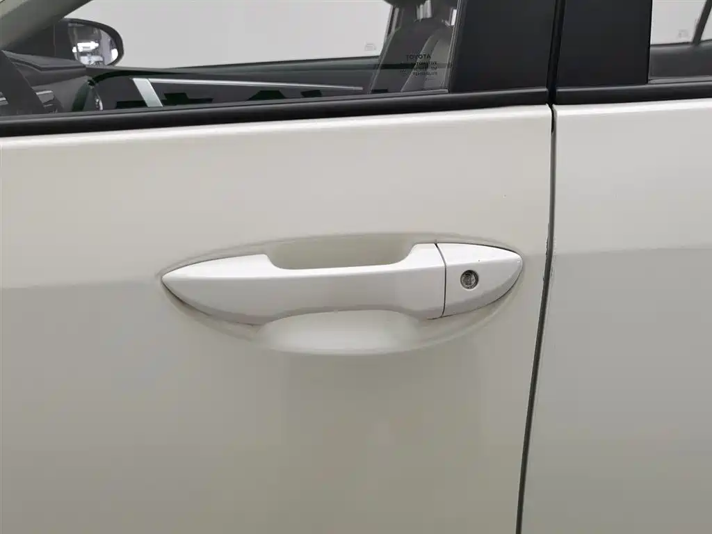 Toyota Levin 2017 — фото 18