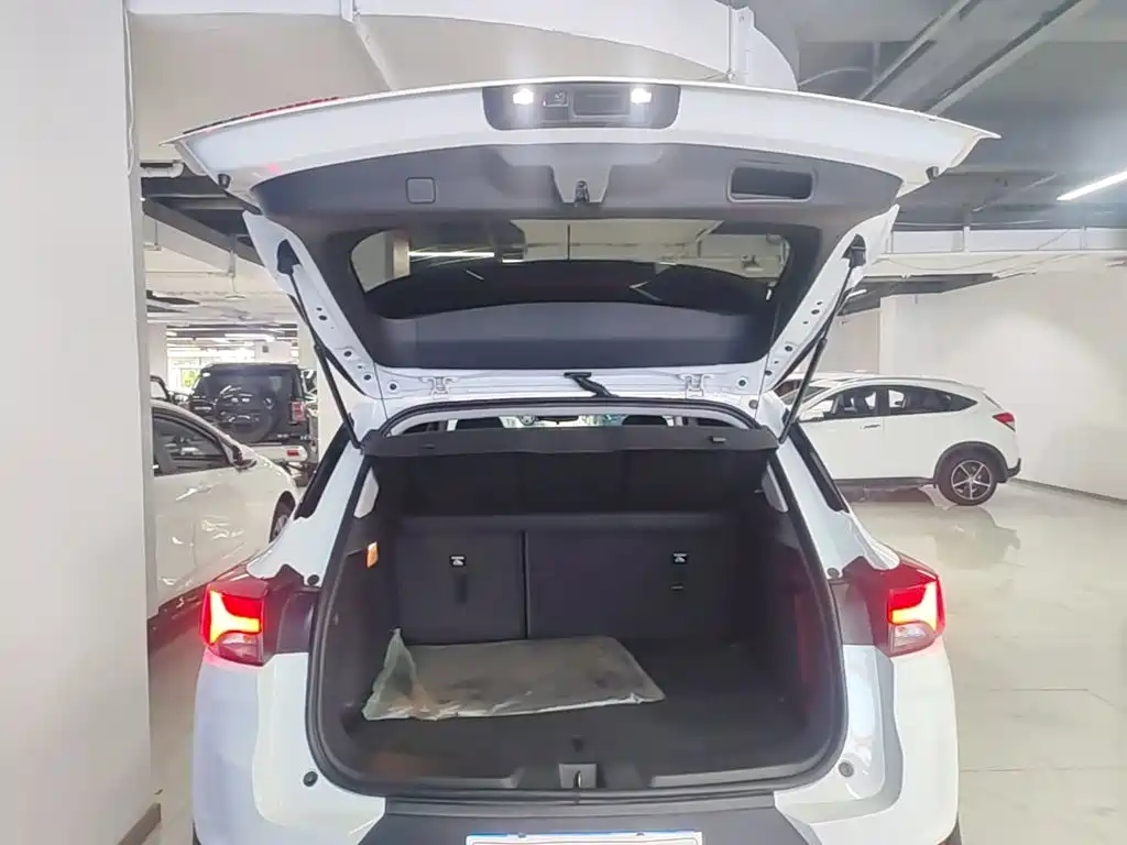 Chevrolet Tracker 2020 — фото 19