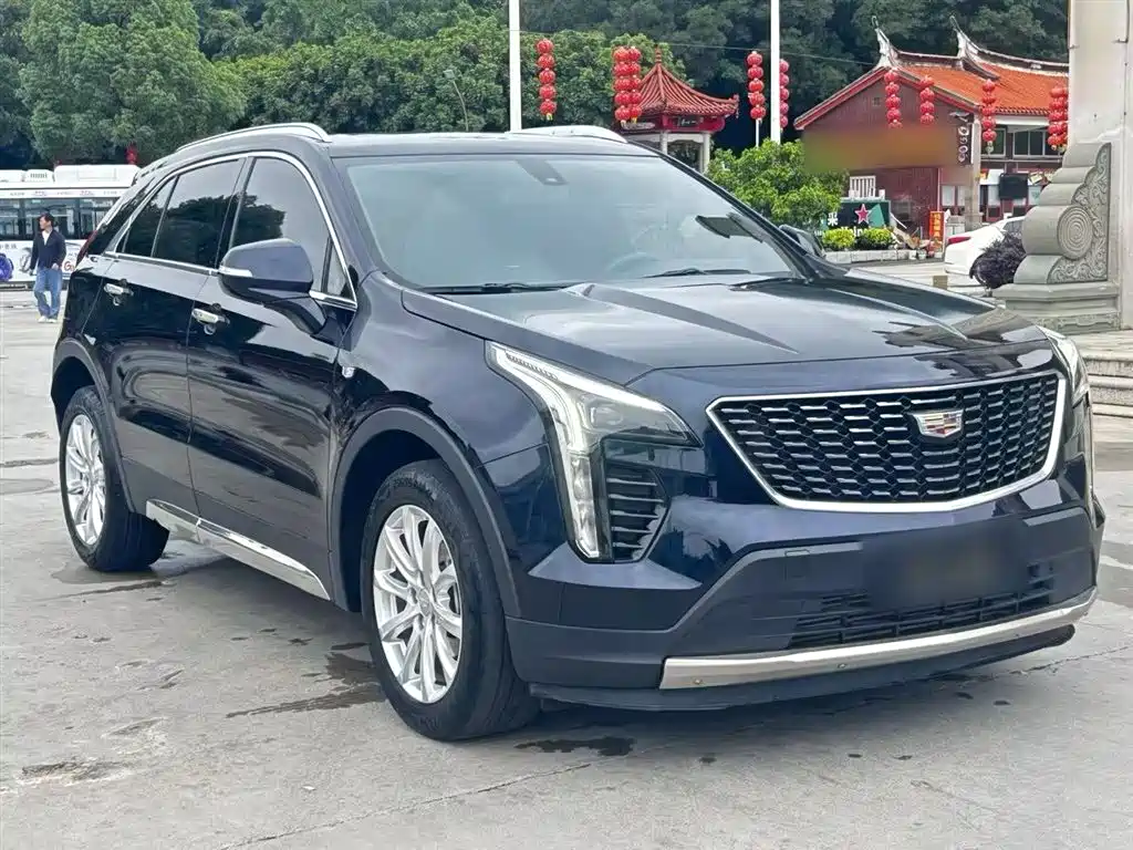 Cadillac XT4 2022 — фото 9