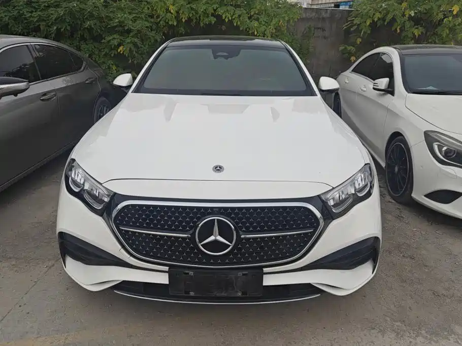 Mercedes-Benz E-Class 2024