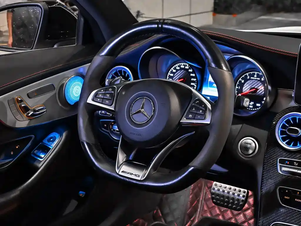 Mercedes-Benz C-Class AMG 2018 — фото 6