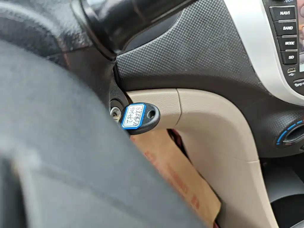 Hyundai Accent 2016 — фото 9