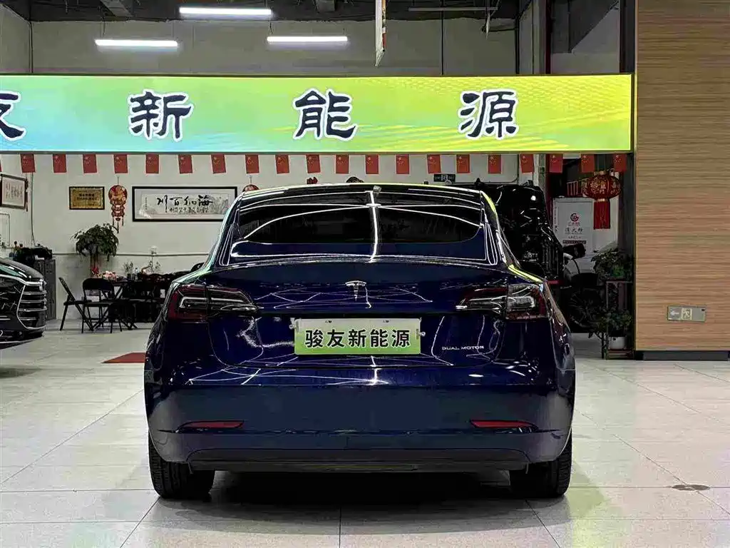 Tesla Model 3 2019 — фото 12