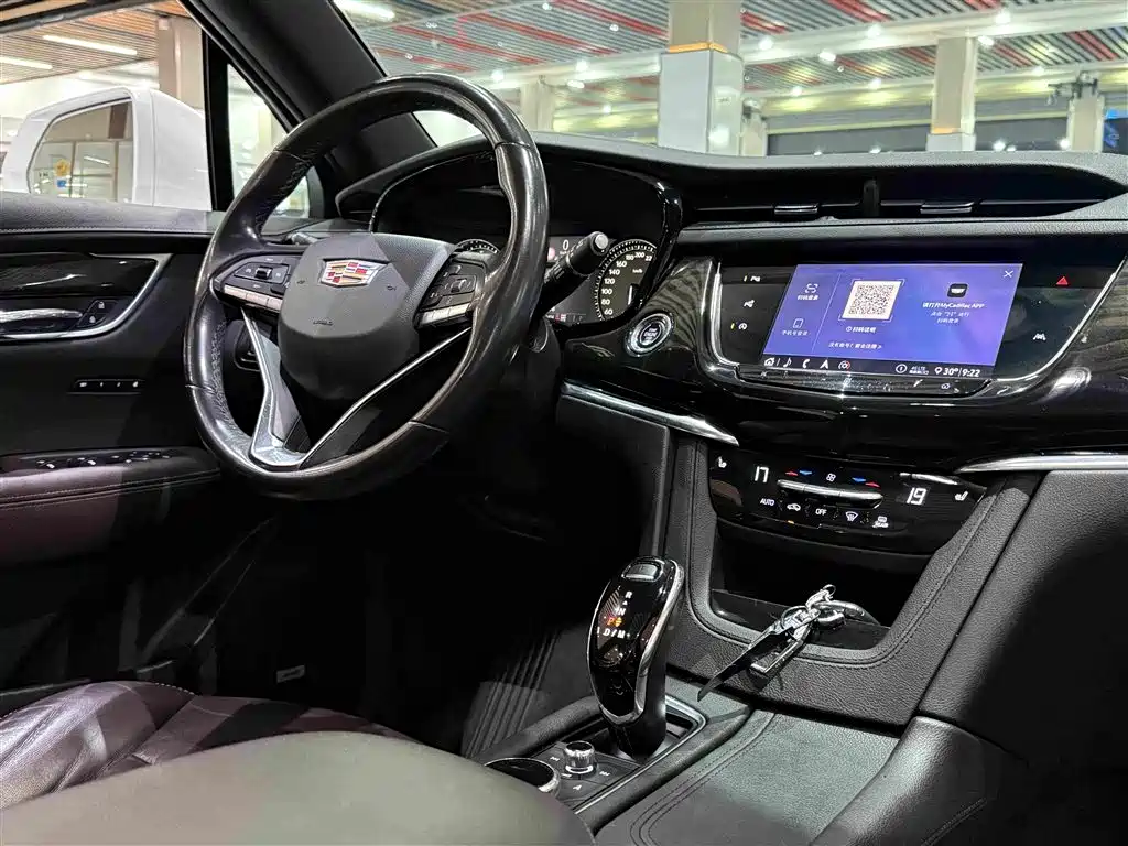 Cadillac XT6 2021 — фото 11