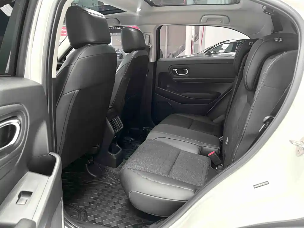 Honda Vezel 2023 — фото 10