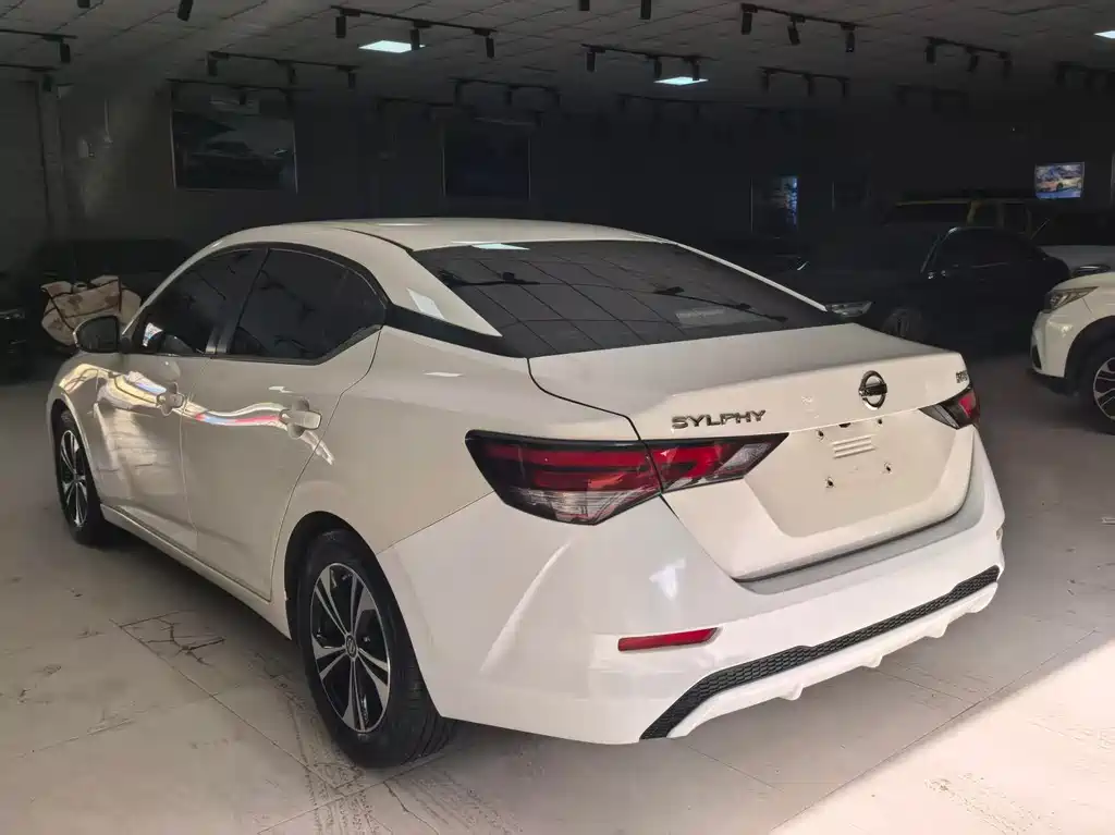 Nissan Sylphy 2020 — фото 16