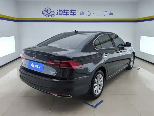 Volkswagen Bora 2021