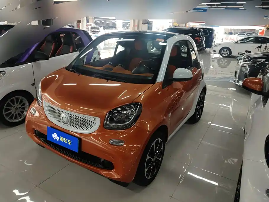 smart fortwo 2016 — фото 1