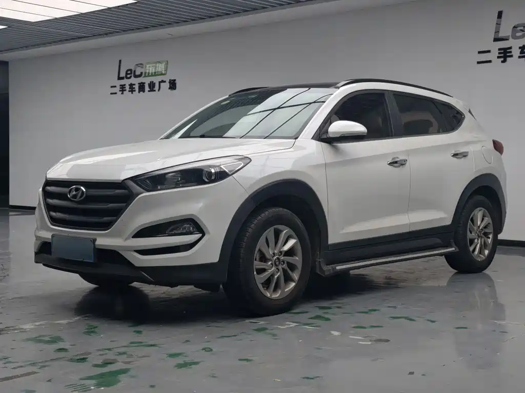 Hyundai Tucson 2016 — фото 1