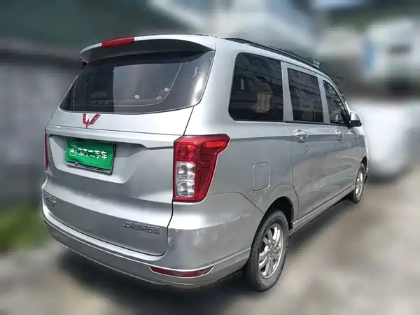 Wuling Hongguang 2019