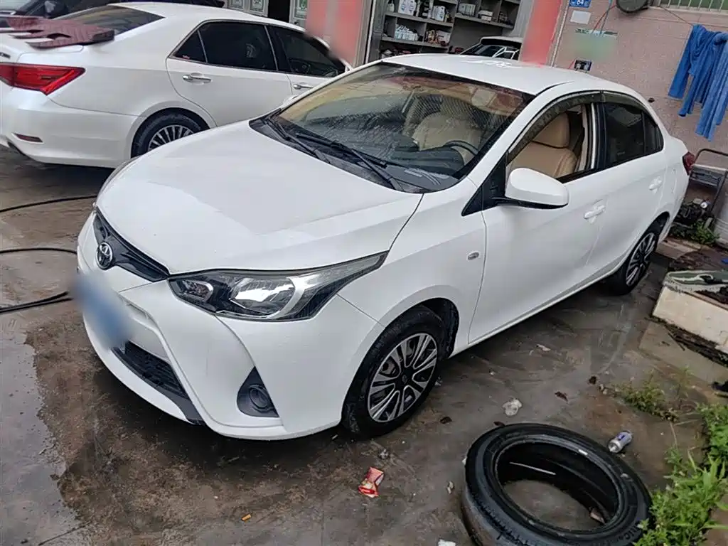 Toyota Yaris L 2019 — фото 2