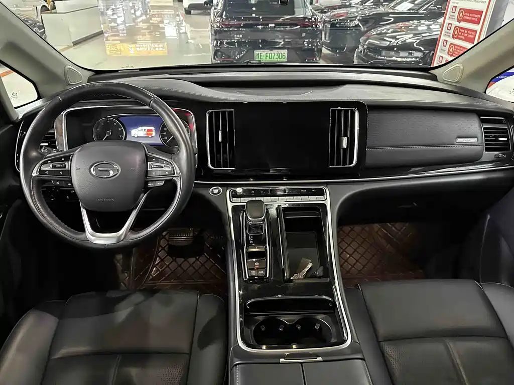 GAC Trumpchi M8 2023 — фото 9