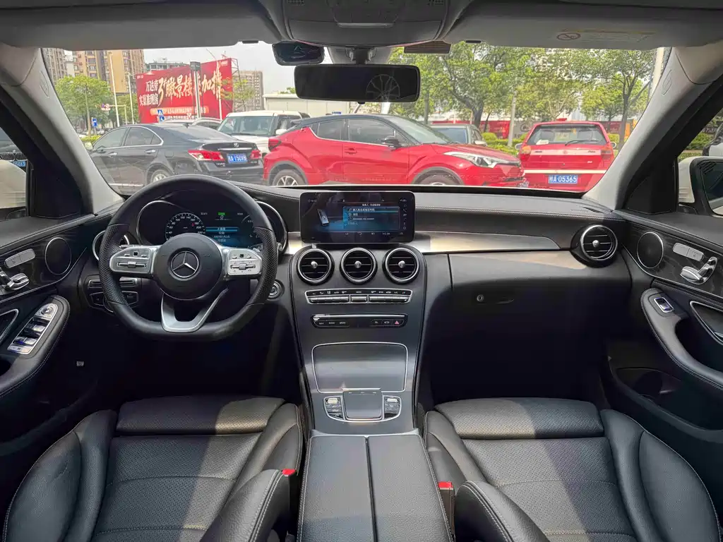 Mercedes-Benz C-Class 2020 — фото 14