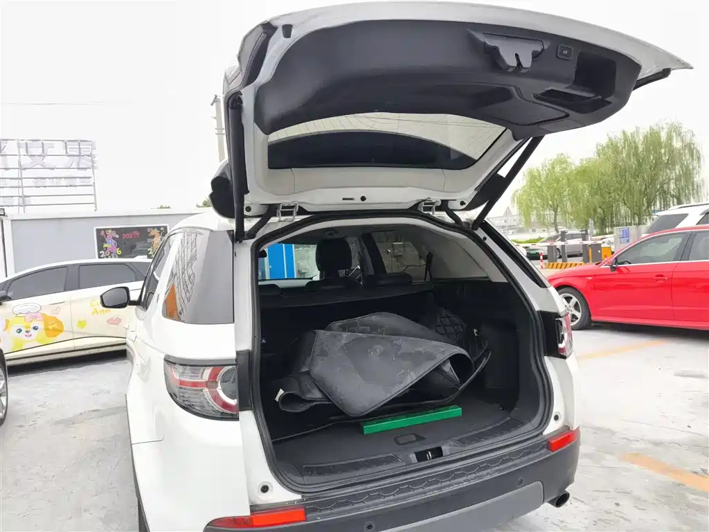 Land Rover Discovery Sport 2019 — фото 15