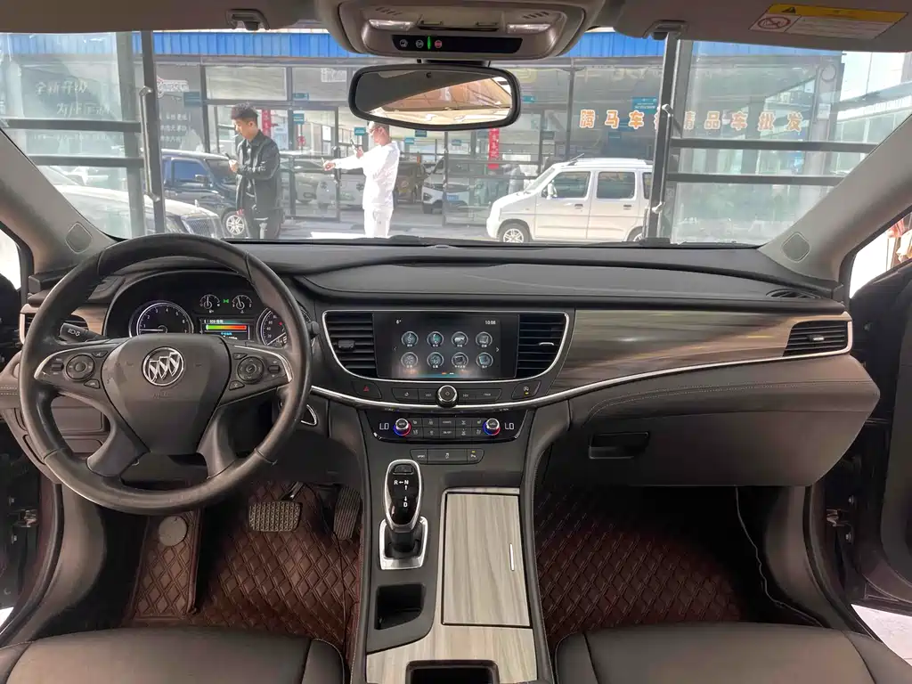 Buick LaCrosse 2019 — фото 11
