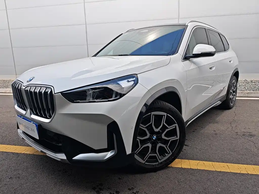 BMW X1 2025 — фото 1