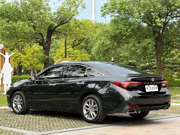 Toyota Avalon 2021
