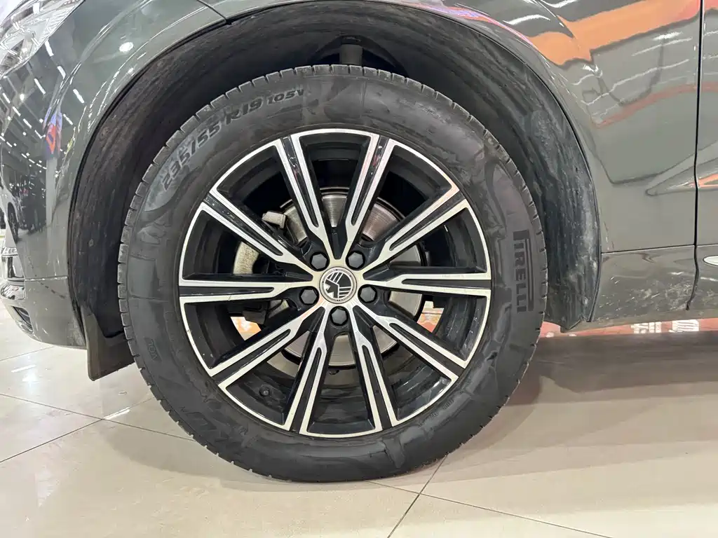 Volvo XC60 2020 — фото 22
