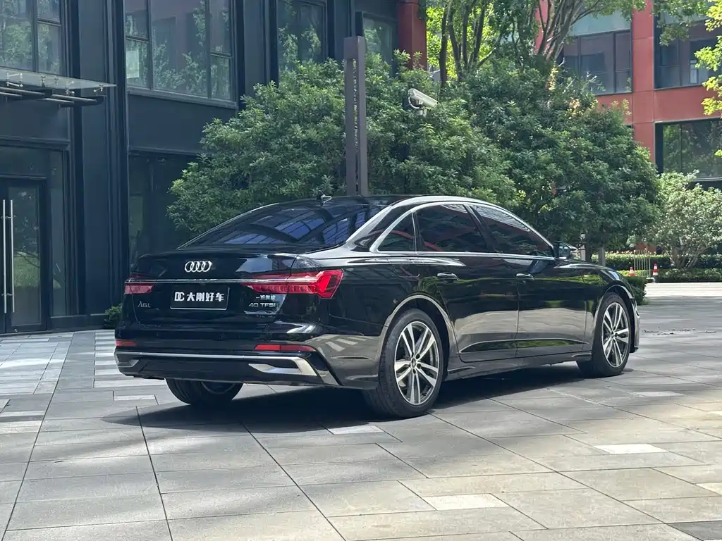 Audi A6L 2023