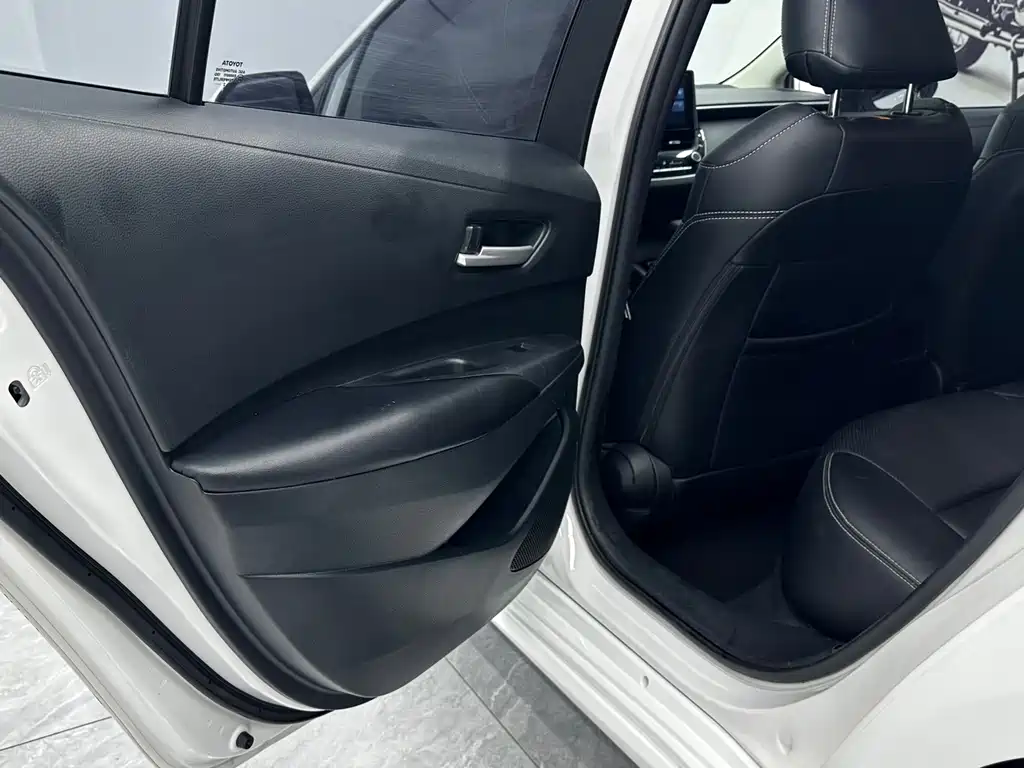 Toyota Corolla 2022 — фото 15