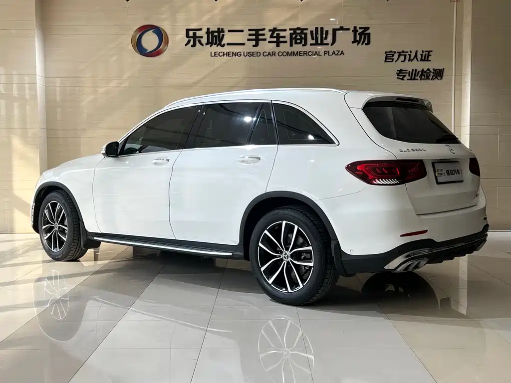 Mercedes-Benz GLC 2019 — фото 19
