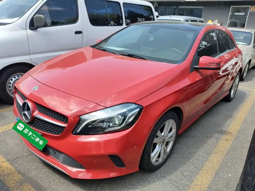 Mercedes-Benz A-Class 2018 — фото 2
